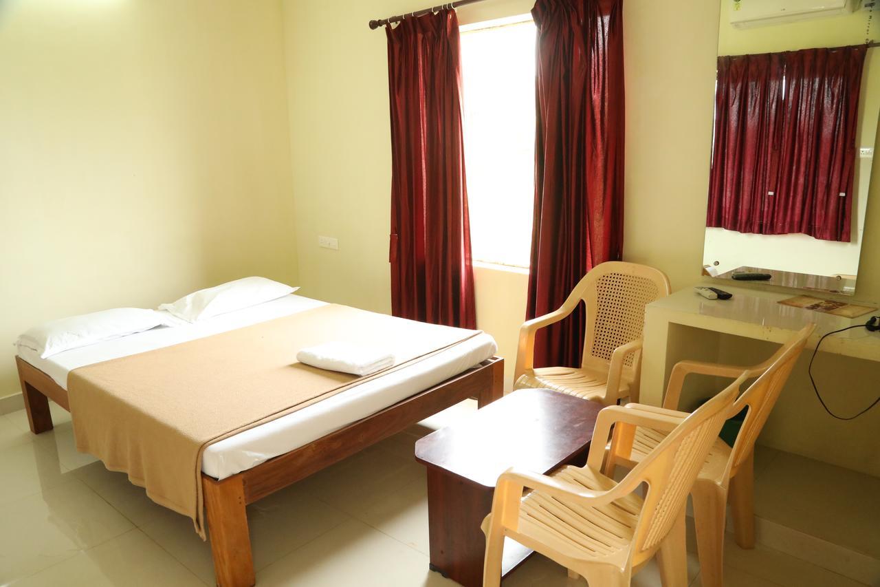Hotel Ganesh Residency Puducherry Exterior foto